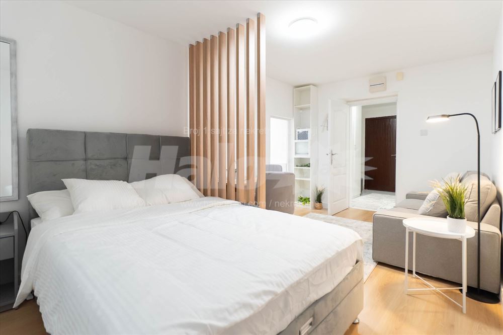 Gornji Dorćol – kompletno renoviran i opremljen st — 2
