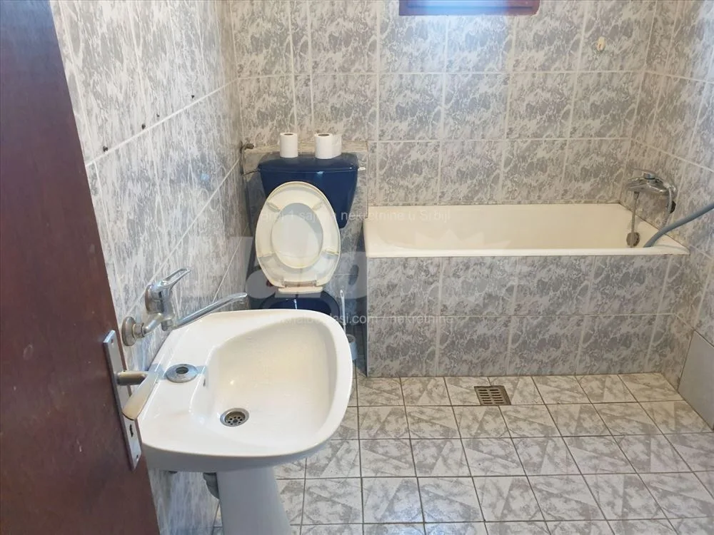 Gornji Sprat,Lestane — 15