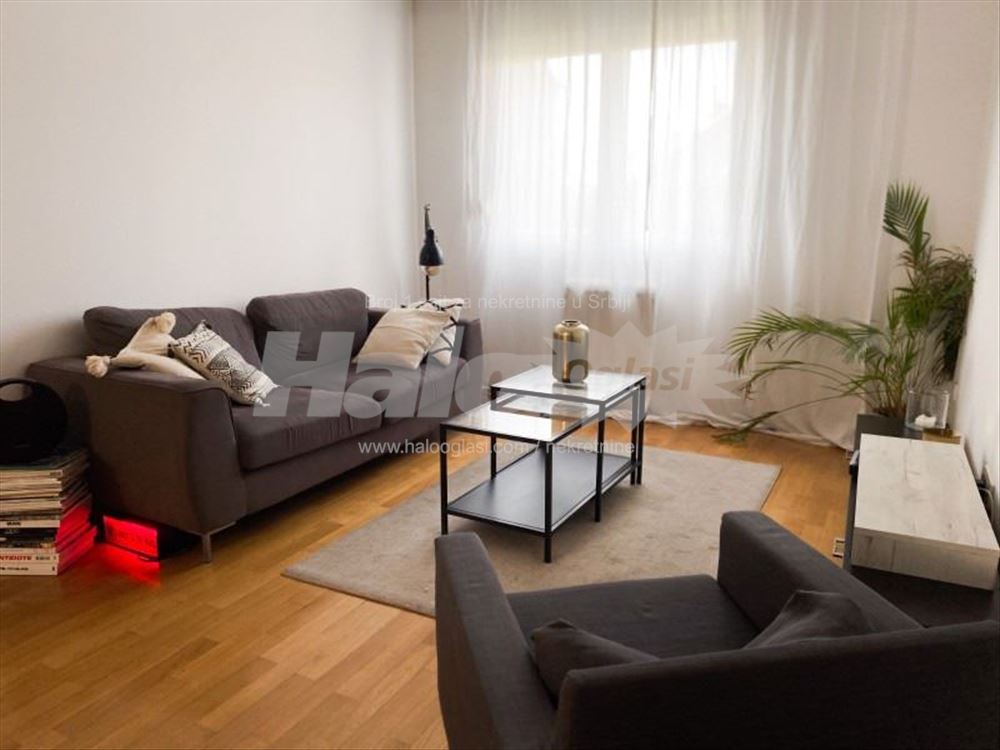 Gospodara Vučića 43 m² — 5