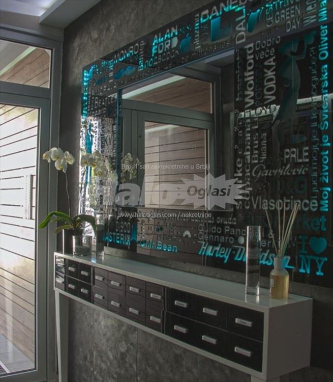 Gospodara Vučića 43 m² — 8