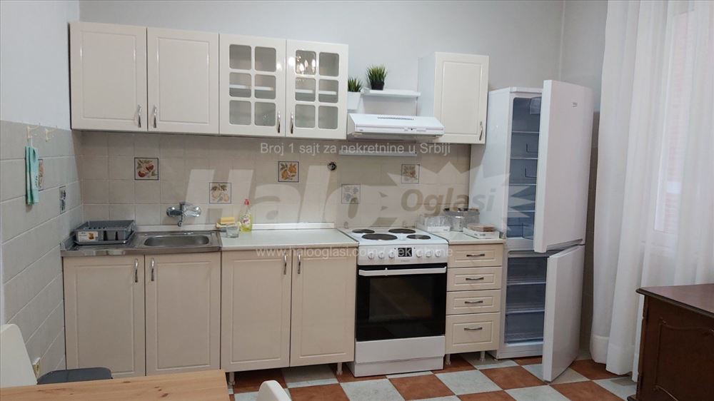 Gospodara Vučića , 65 m2 — 4