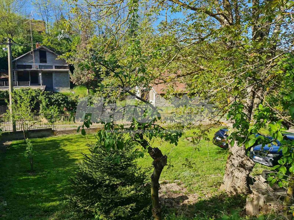 Grocka, Kuća 100m2+35m2, 26 ari plac — 4