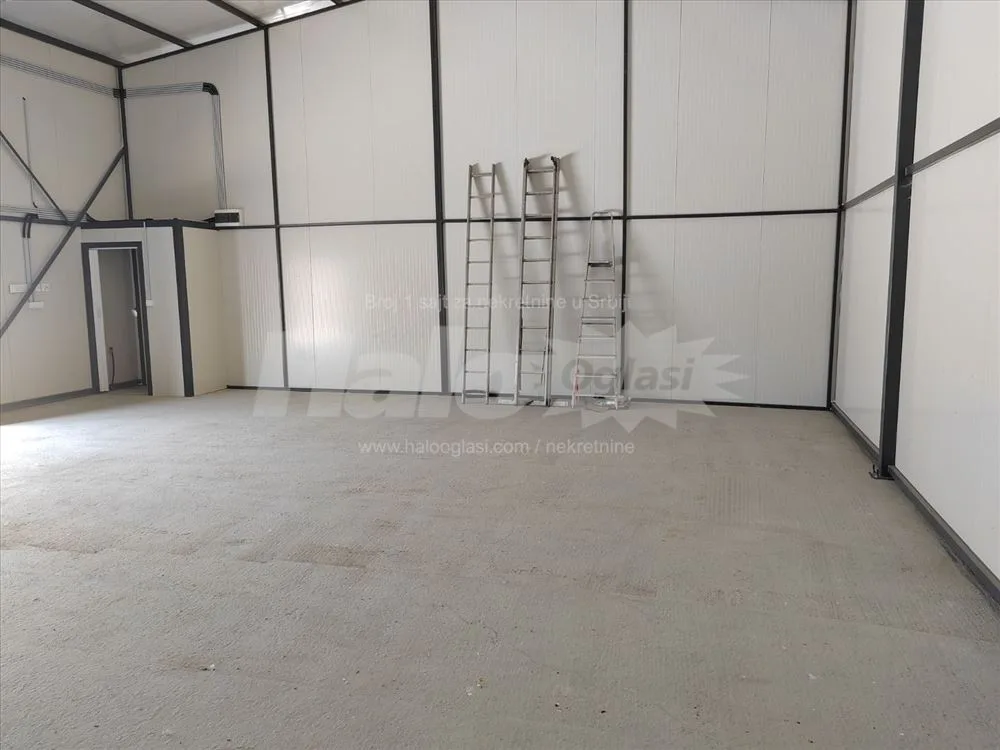 Hala 90m2+110m2 servis magacin — 10