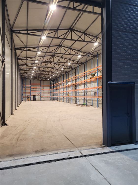 Hala u Batajnici 600m2 8m upotrebne visine — 3