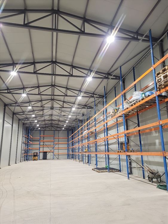 Hala u Batajnici 600m2 8m upotrebne visine — 6