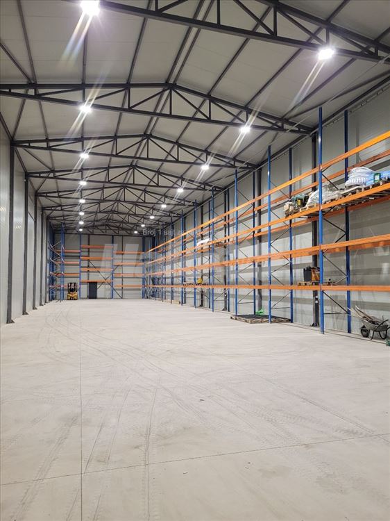 Hala u Batajnici 600m2 8m upotrebne visine — 7