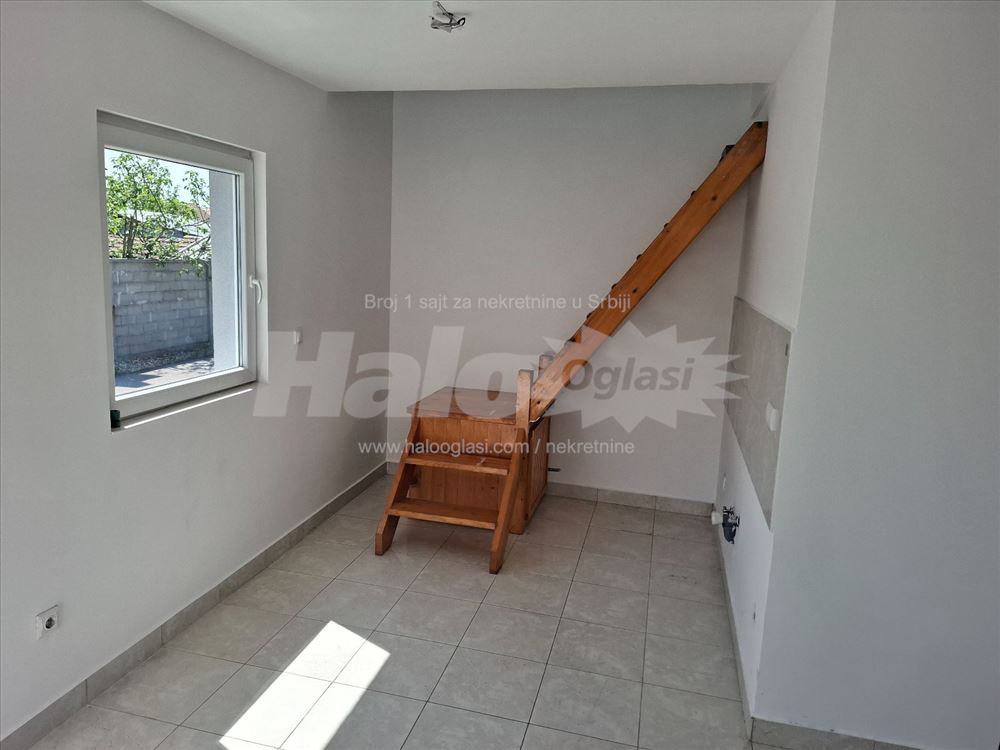 Hala170m2 Zemun Grmovac +kanc. prostor 70m2 — 7