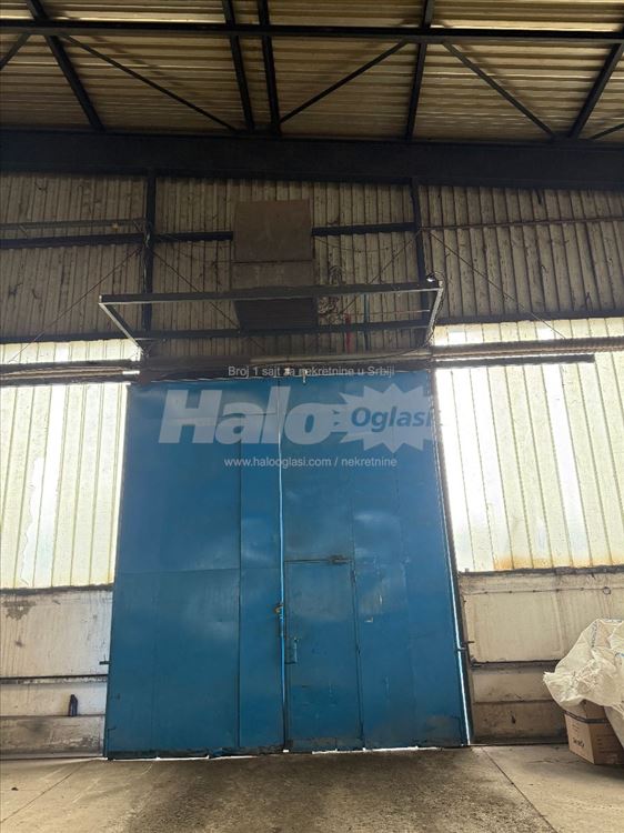 Hala/Magacin 850 m2 sa rafovima — 6