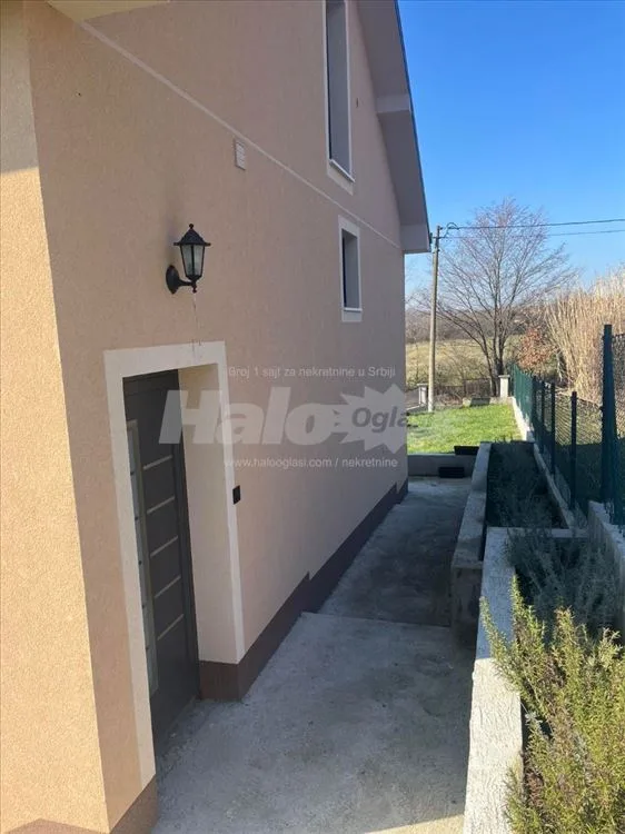 Hitna prodaja kuće 150m2,10a — 6