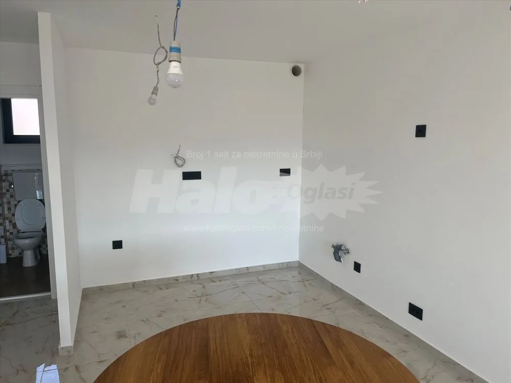 Hitna prodaja kuće 150m2,10a — 15