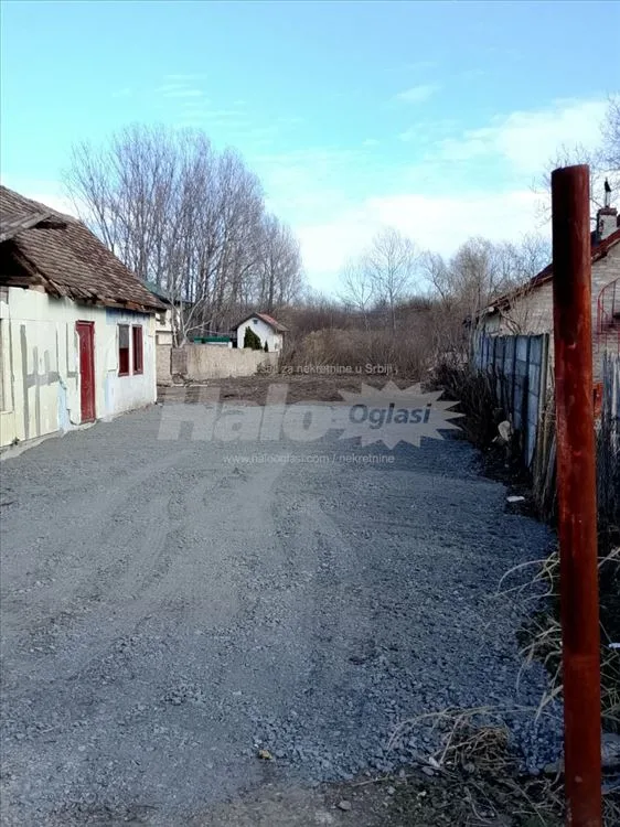 Hitno 10 ari placa sa kućom 48 kw — 2