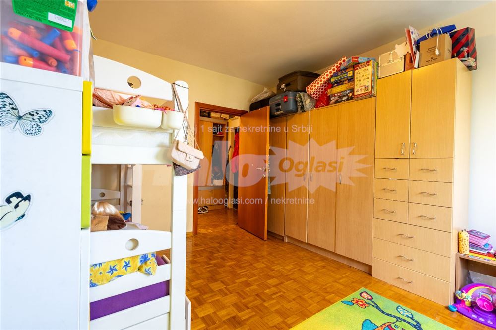 Hotel Jugoslavija | Pogled na Dunav | 55kv 2.0 — 9