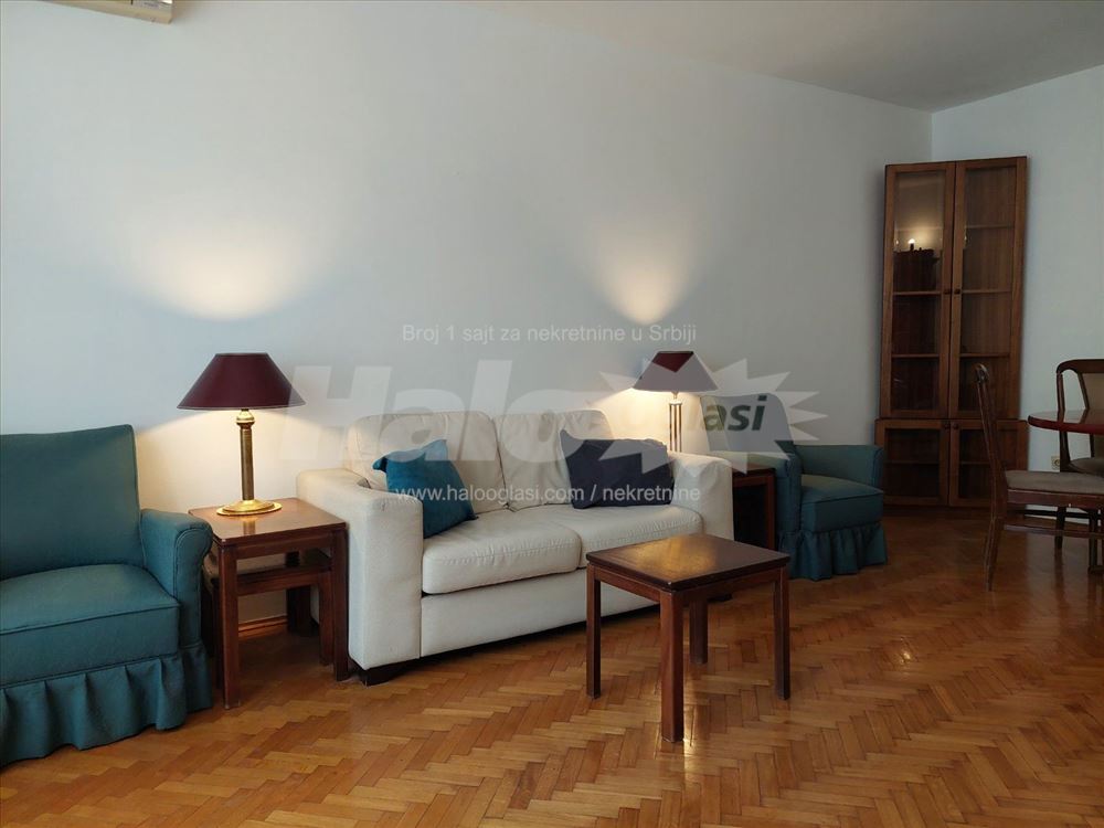 Hram Svetog Save, Vračar, 64m² — 5