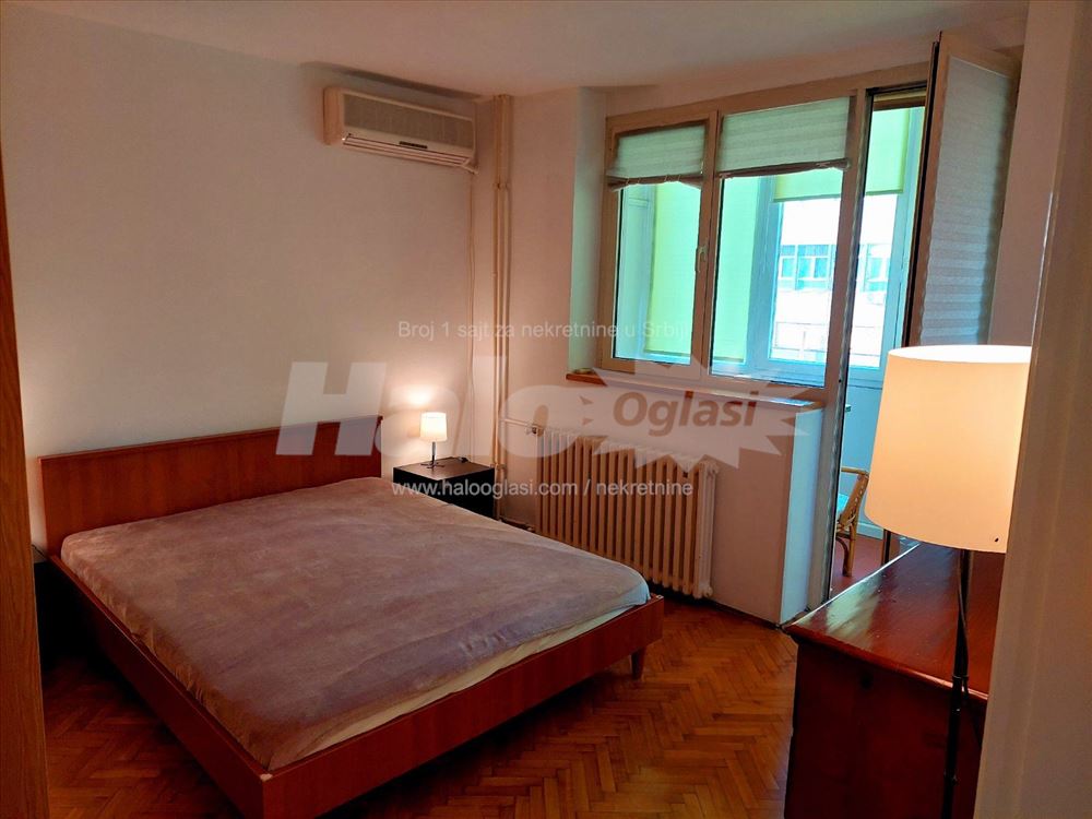 Hram Svetog Save, Vračar, 64m² — 8