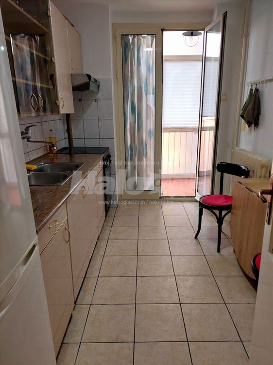 Hram Svetog Save, Vračar, 64m² — 13