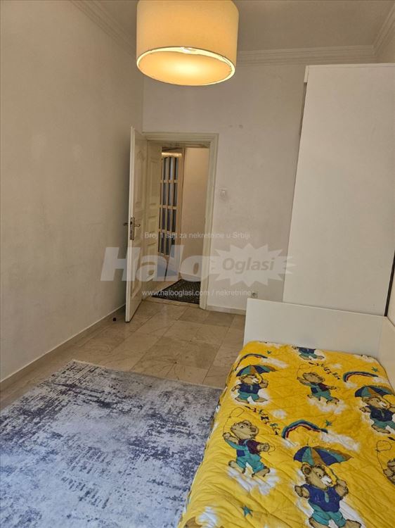 Hram Sv.Save,125m2,podeljen u 2 jedinice, parking! — 10