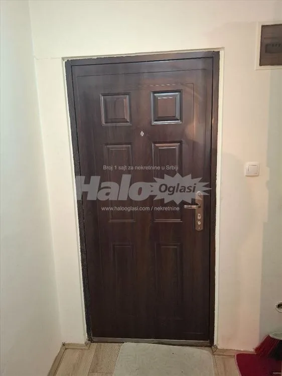 Humski put (bivša Slavka Rodića) 31m2 1,5 namešten — 4