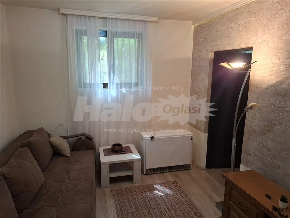 Humski put (bivša Slavka Rodića) 31m2 1,5 namešten — 7