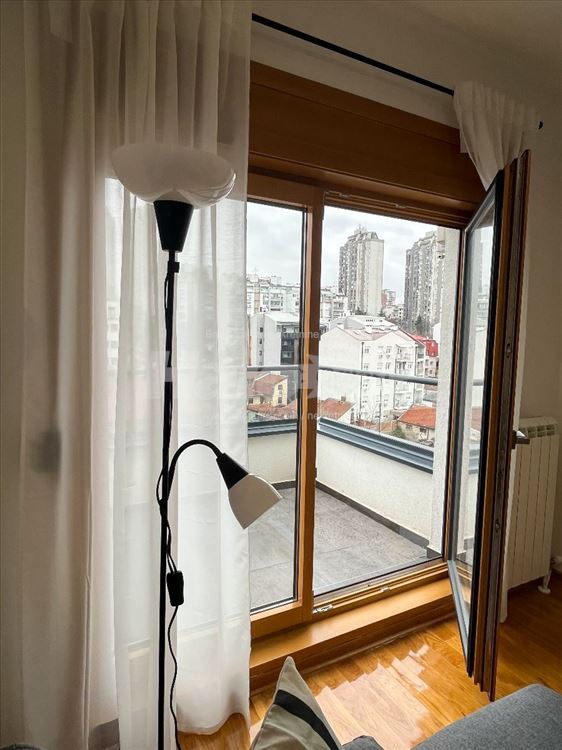 Idealna lokacija, pogled na hram Sv.Save — 6