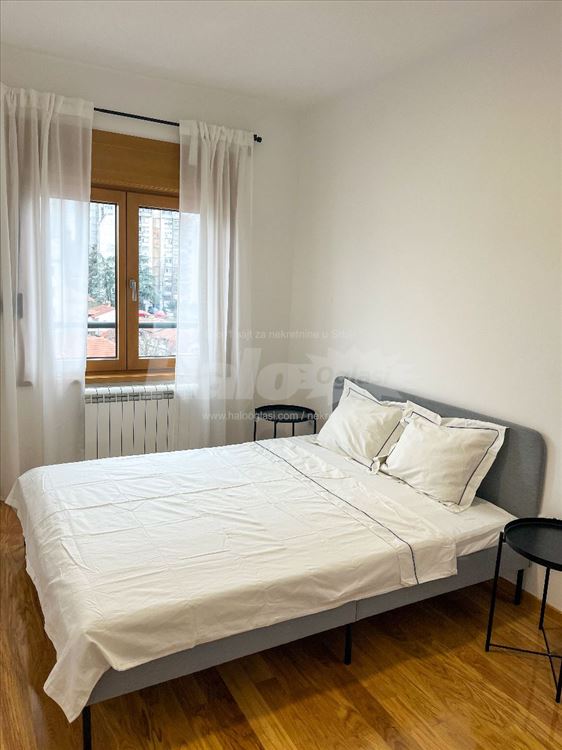 Idealna lokacija, pogled na hram Sv.Save — 9