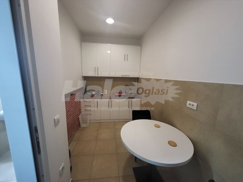 Idealni poslovni prostor na Dedinju od 182m2 — 7