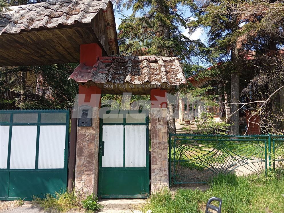 Imanje u raskos zelenila — 12