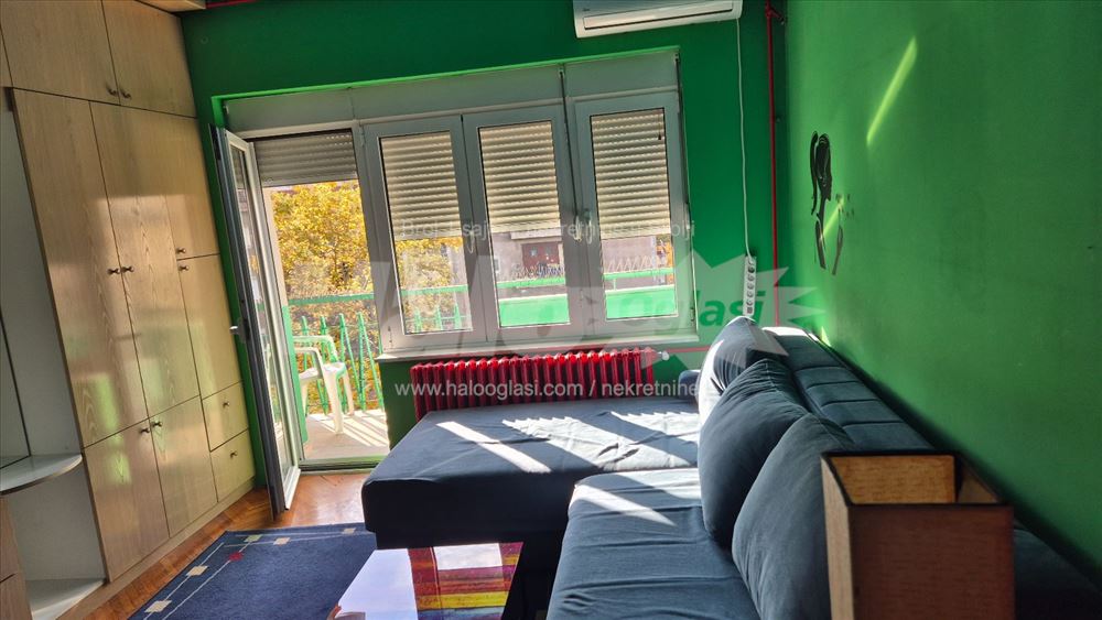Institut za majku i dete, 2,5 stan u mirnom kraju — 2