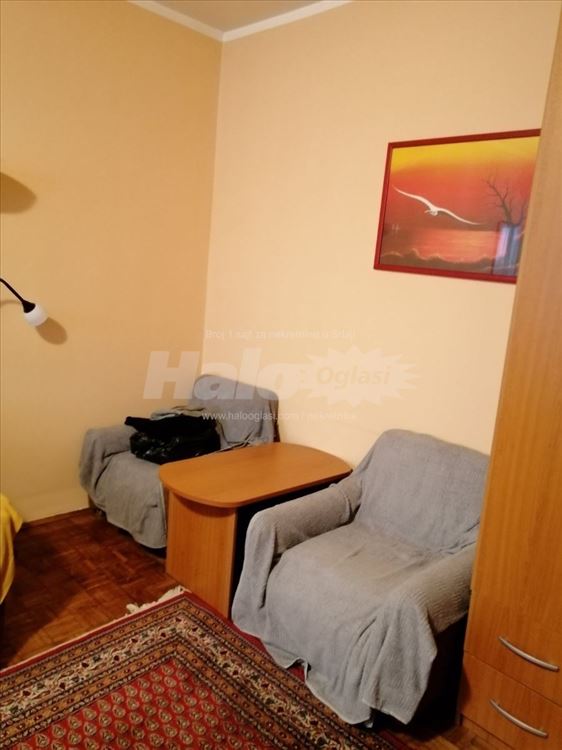 Izadajem 1.5 soban namesten stan u Zemunu — 4