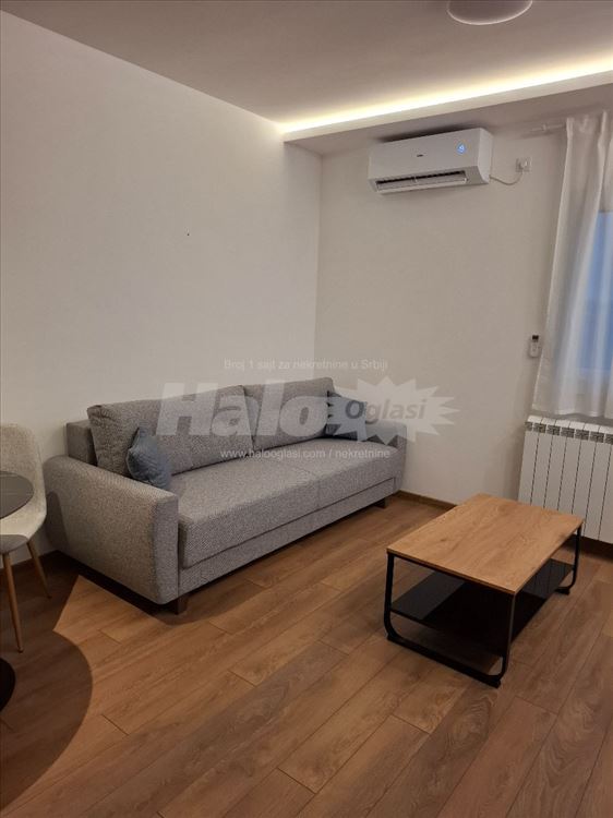 Izadajem LUX garsonjeru u Batajnici — 7
