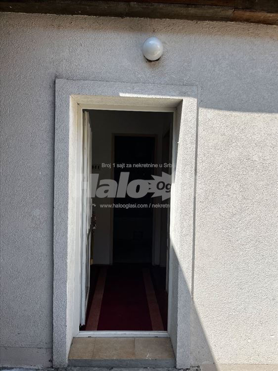 Izadajem stanove kod Đeram pijace — 8