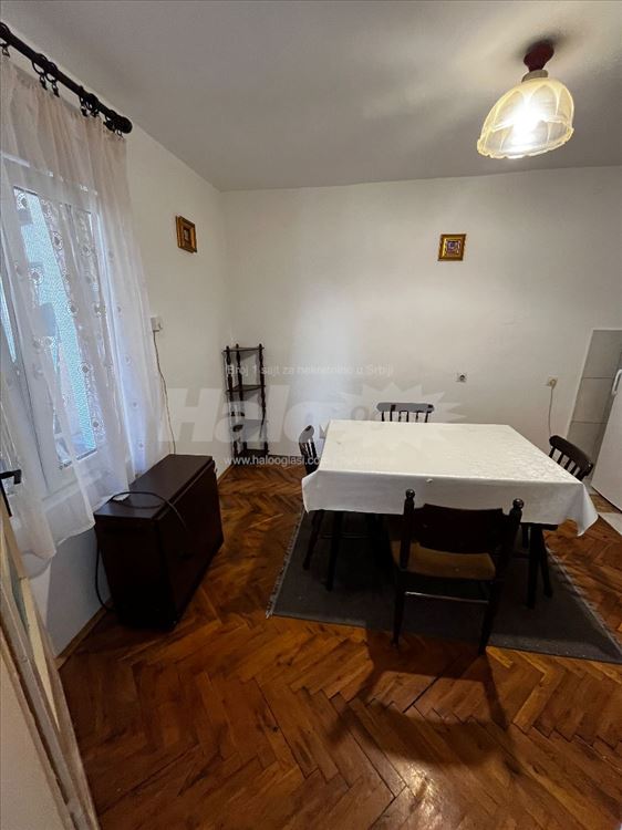 Izadajem stanove kod Đeram pijace — 11