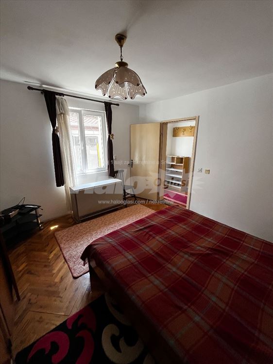 Izadajem stanove kod Đeram pijace — 13