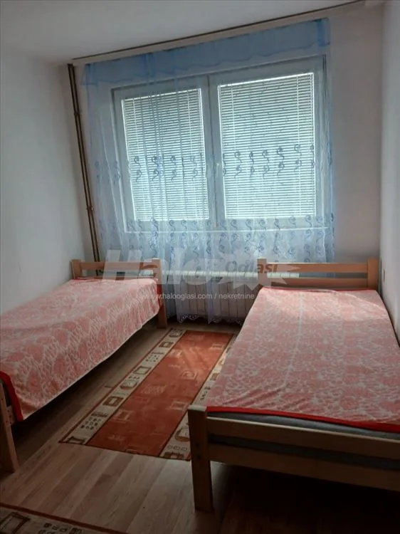 izaje se 1,5-soban stan — 2