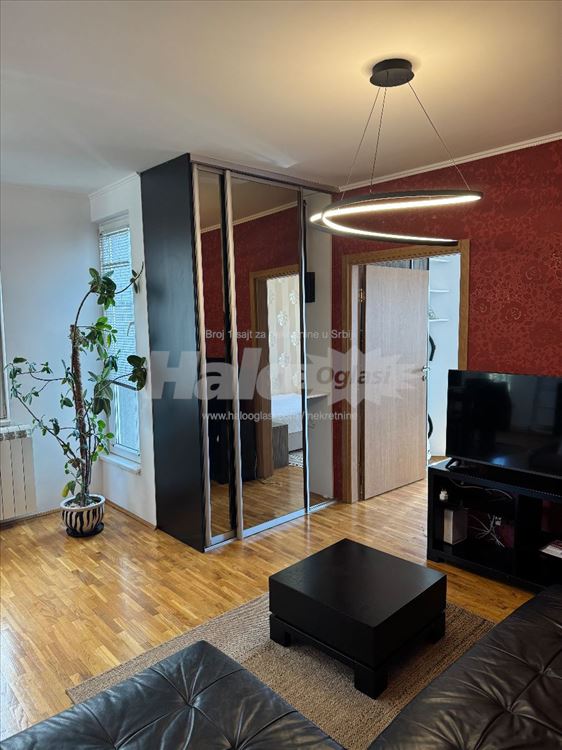 Izajem lux stan na Lekinom brdu — 4