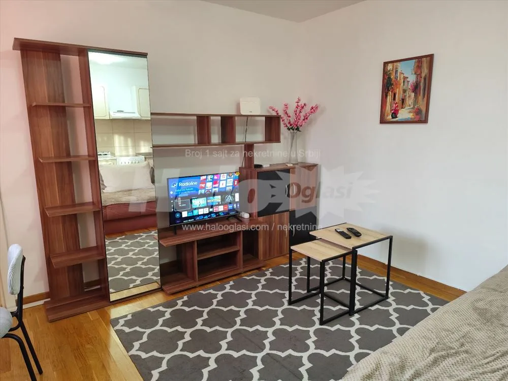 Izdaje se 1.5 stan, 40m2, Vidikovački venac — 2