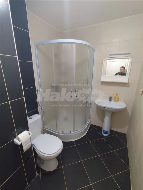 Izdaje se 1.5 stan, 40m2, Vidikovački venac — 15