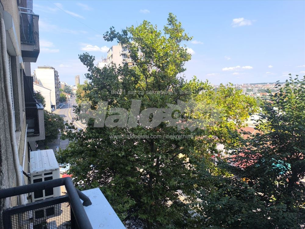 Izdaje se 2.5 stan u Vojvode Stepe — 8