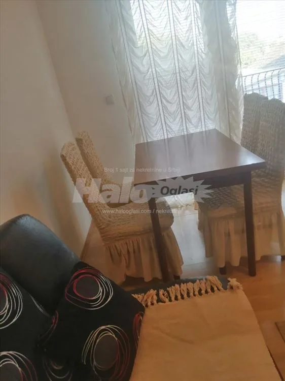 Izdaje se dvoiposoban namešten stan — 7