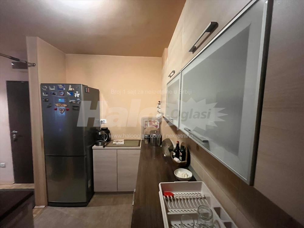 Izdaje se dvoiposoban stan – novogradnja, moderno — 4