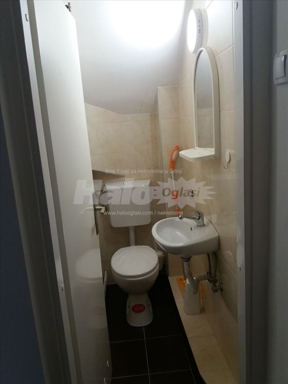 Izdaje se dvoiposoban stan Čukarica, Beograd — 5