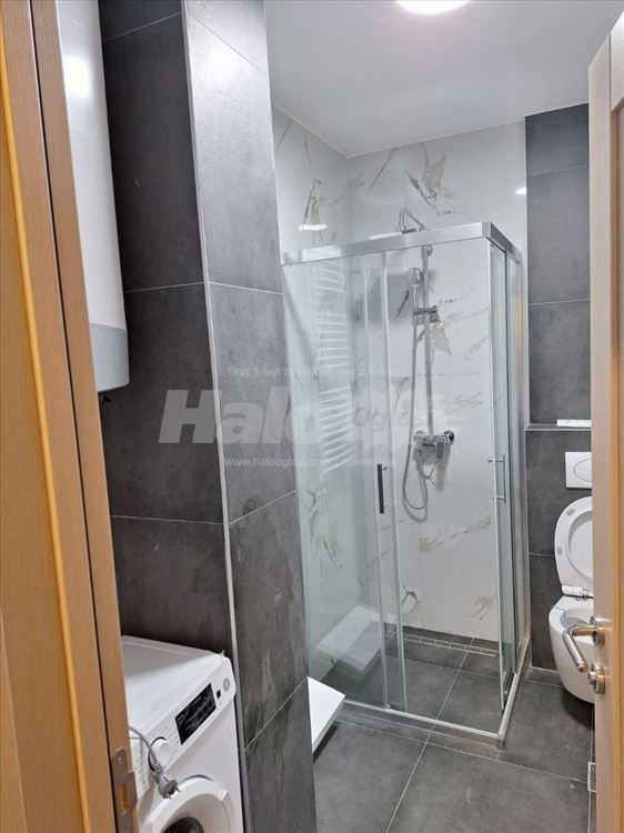 Izdaje se dvosoban stan sa garažom — 11