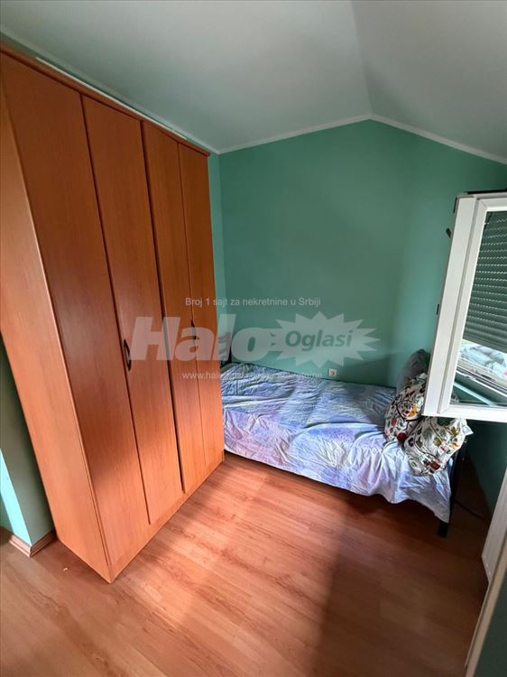 Izdaje se dvosoban stan u Kotežu — 9