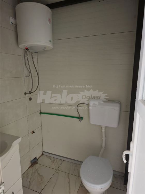 Izdaje se hala od 204m2 — 8