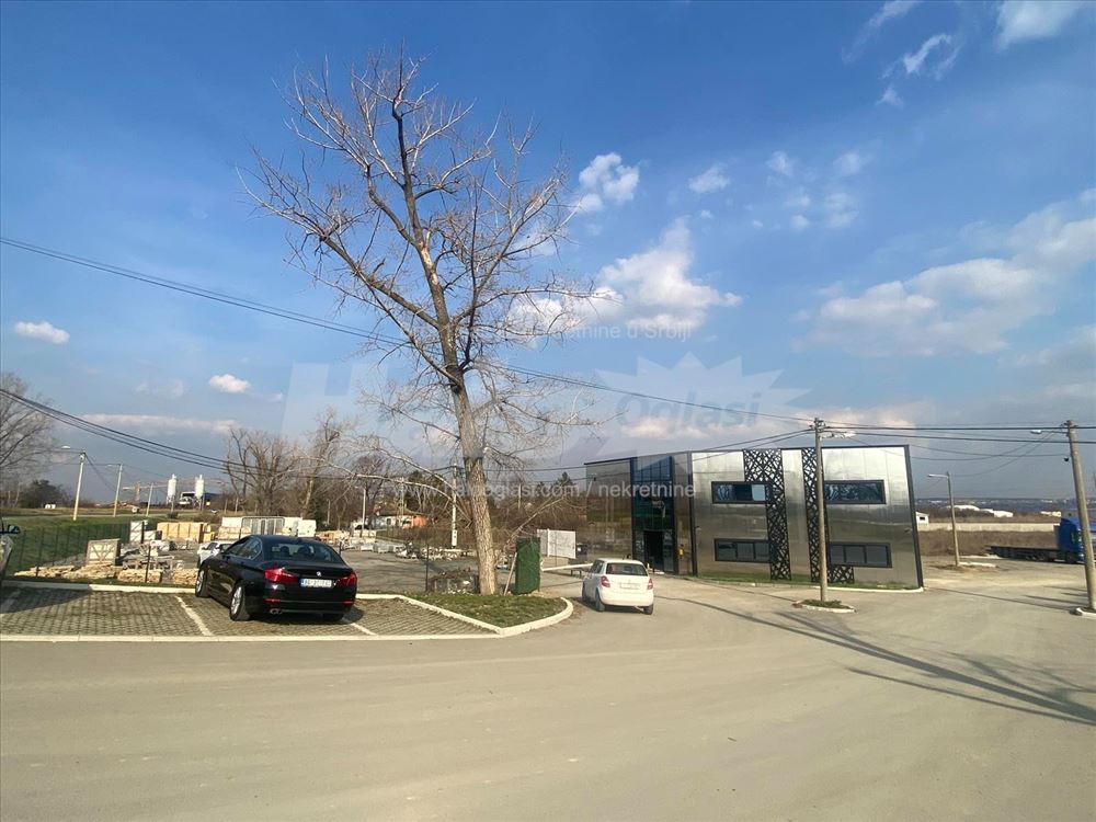 Izdaje se hala/poslovni prostor/lokal 220m2+1700m2 — 13
