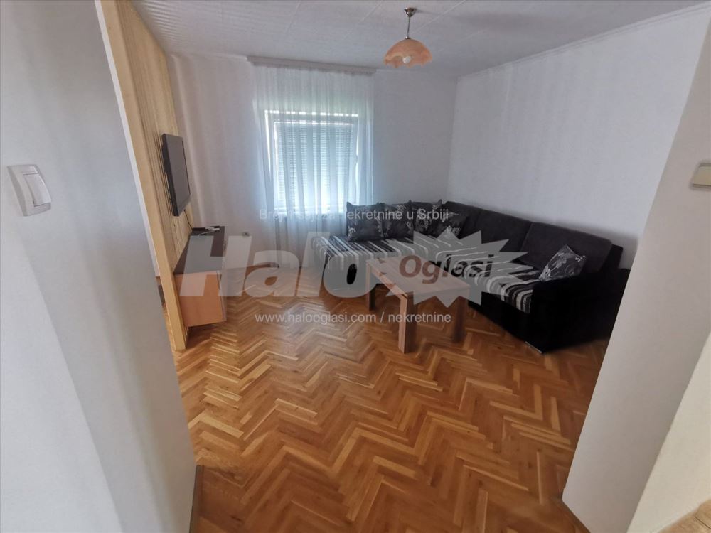Izdaje se jednoiposoban stan od 47 m² — 2