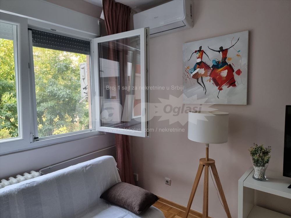 Izdaje se jednosoban namešten stan 37 m2 Karaburma — 6