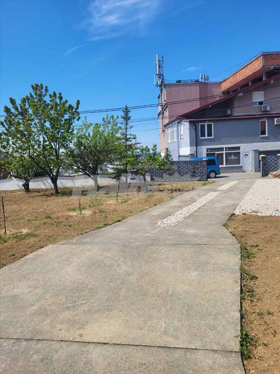 Izdaje se kancelarijsko-poslovni prostor — 3