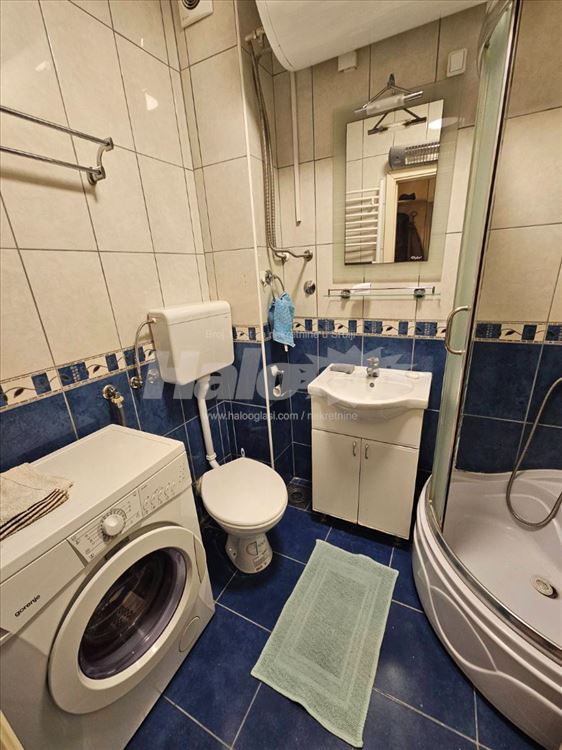 Izdaje se komforan dvosoban stan u Zemunu — 7