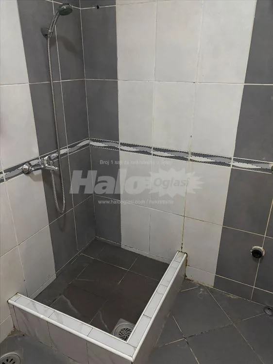 Izdaje se komforan stan u Borči, Prvog Maja — 9