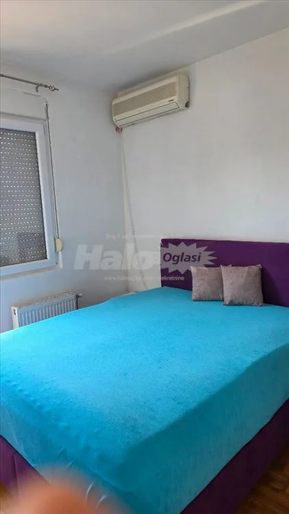 Izdaje se kompletno namešten stan na Ledinama — 11